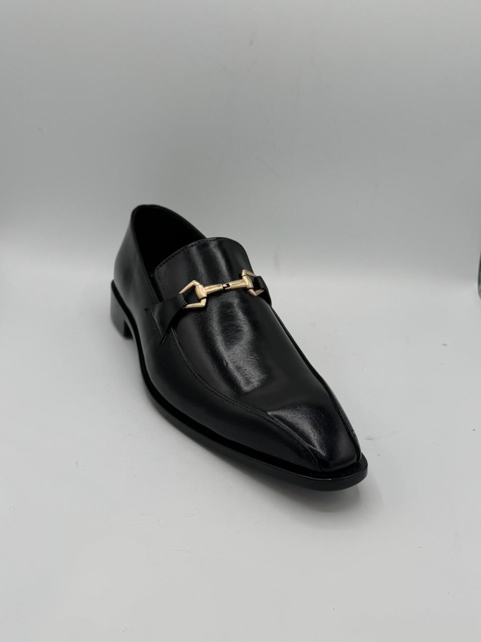 italian toe with black premium leather2